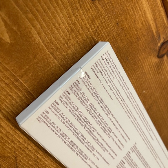 Wander Beauty Neutral Eyeshadow Palette - Picture 5 of 5